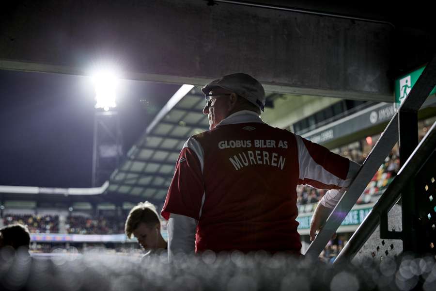 Charakteristisches Stadion der architektonischen Extraklasse, Ansvej 108, 8600 Silkeborg